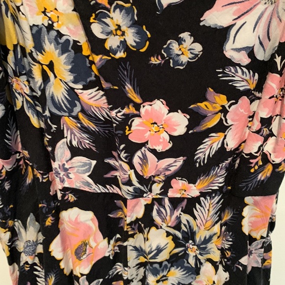 Pretty floral sundress size medium Gap - Picture 2 of 5